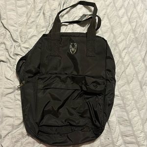 Marvel Black Panther carry on bag. Exterior zip pocket and interior slit pocket